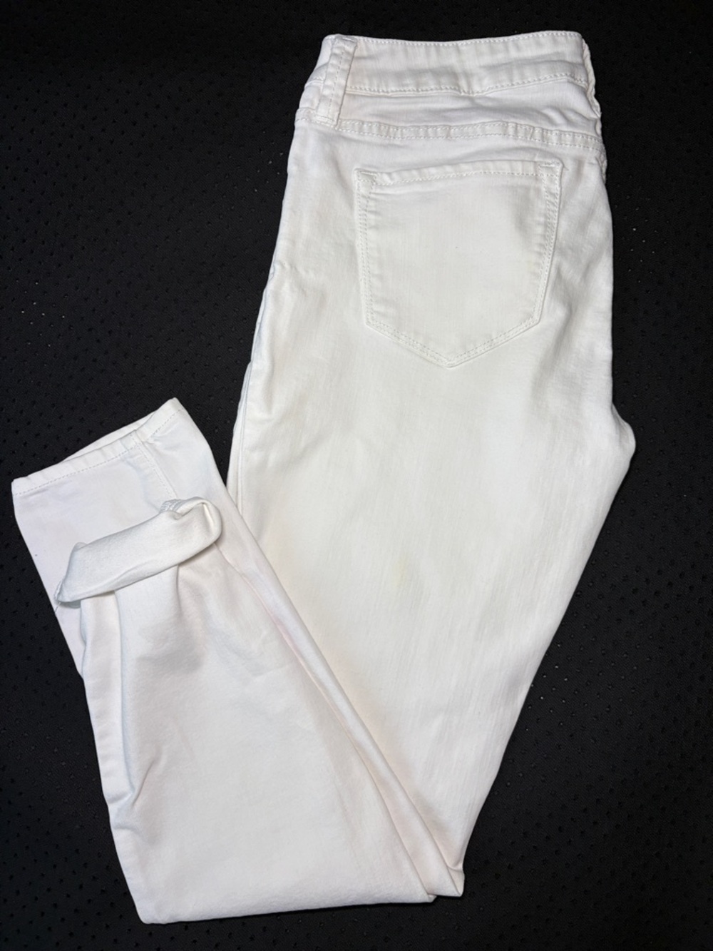 JCP Women’s White Women’s Jeans - Classic Slim Skinny Fit 27/4